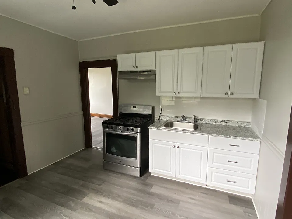 153 Jubilee St #3