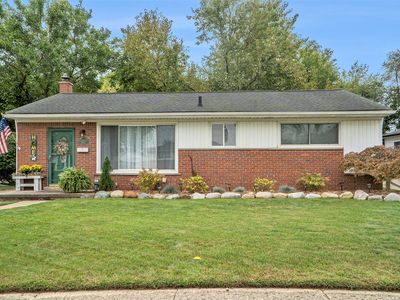 35029 Elmira St, Livonia, MI, 48150