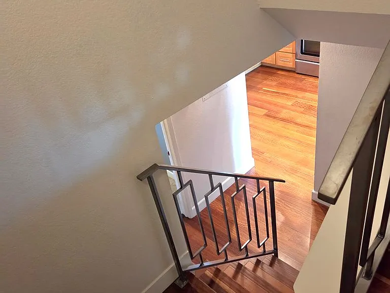 3847 Vineyard Ave #J — Photo 18