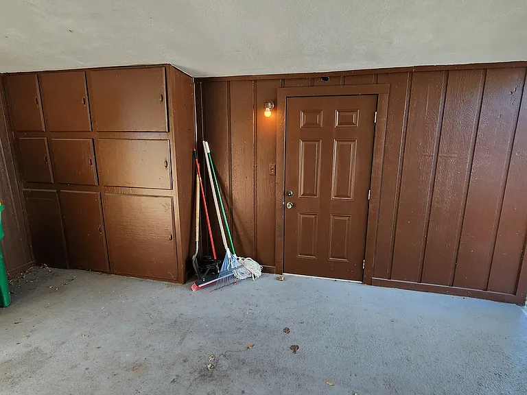 965 Fay Blvd — Photo 47