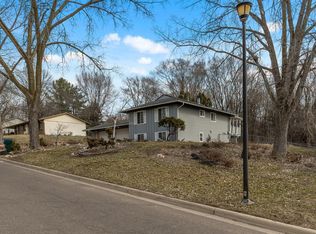 8423 Innsdale Ave S, Cottage Grove, MN 55016