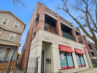 3643 W Belmont Ave #2, Chicago, IL, 60618