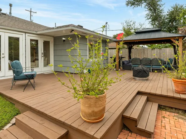 1115 Woodhill Rd, Houston, TX 77008