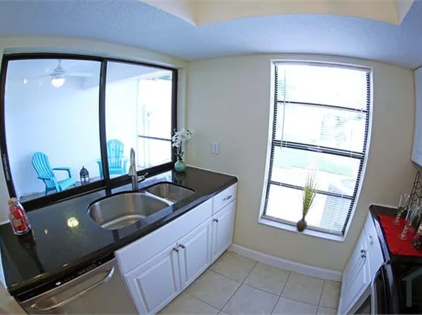 1265 The 12th Fairway, Royal Palm Beach, FL 33414