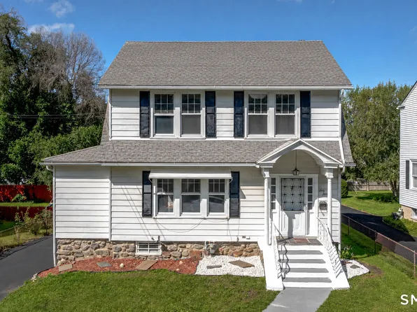 63 Robert Street, Waterbury, CT 06710