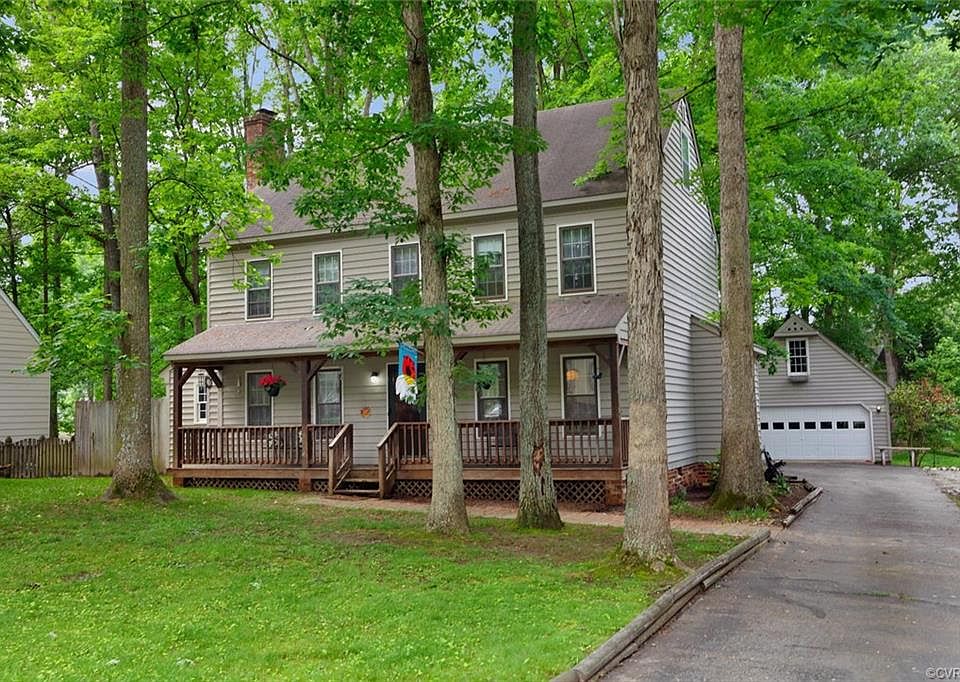 1st image of 11913 Mountain Laurel Dr