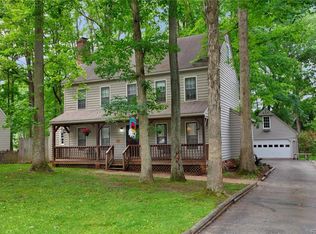 11913 Mountain Laurel Dr, North Chesterfield, VA 23236