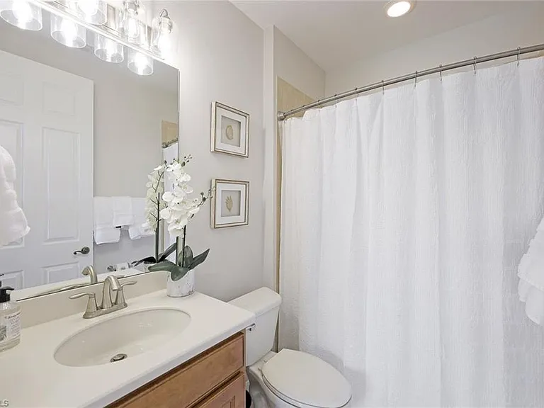1423 Santiago Cir #1702 — Photo 17