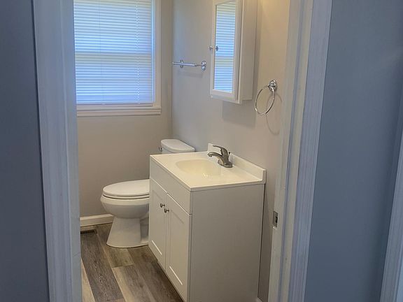 3rd image of 4301 Davron Ln