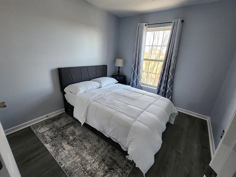 2068 Lockwood Dr — Photo 15