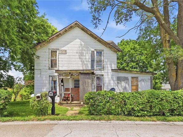 12220 Dille Rd, New Carlisle, OH 45344
