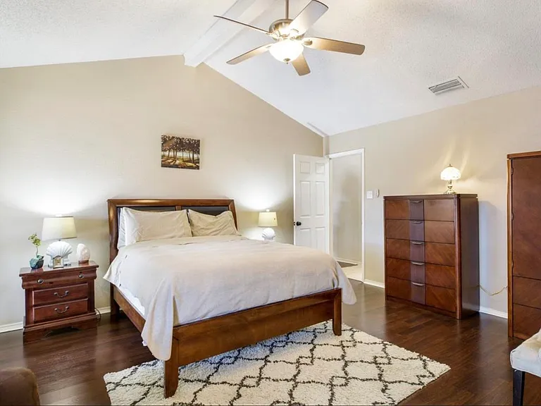 1810 Tiburon Bnd — Photo 16