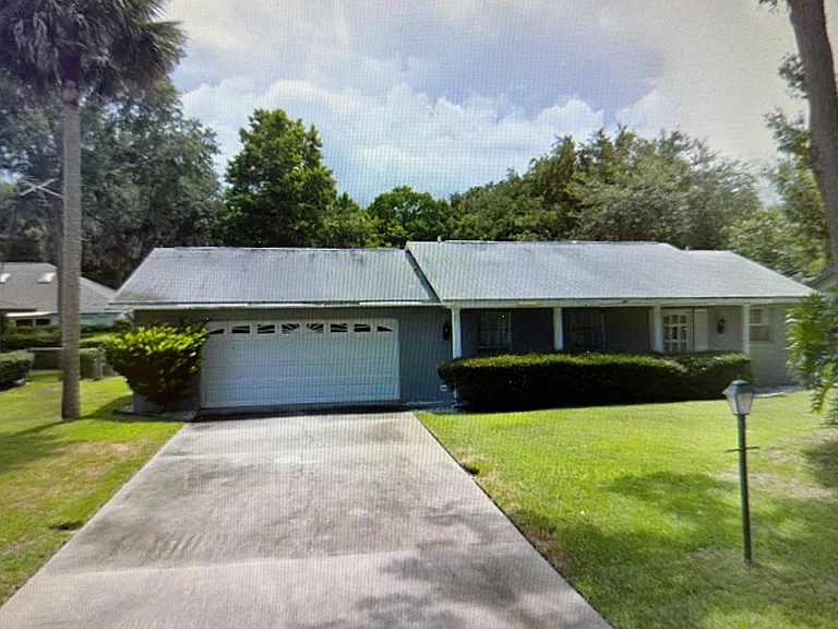 430 S Center St — Photo 1