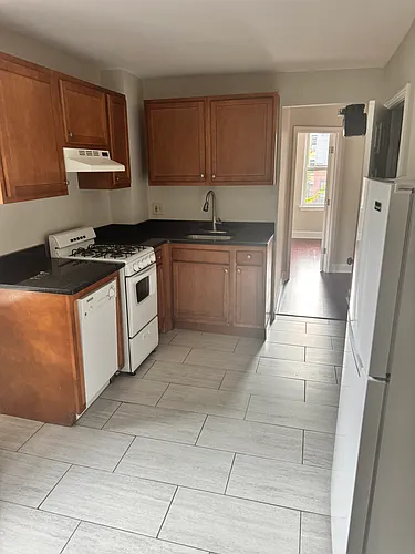 70 Joy St #16D Photo 1