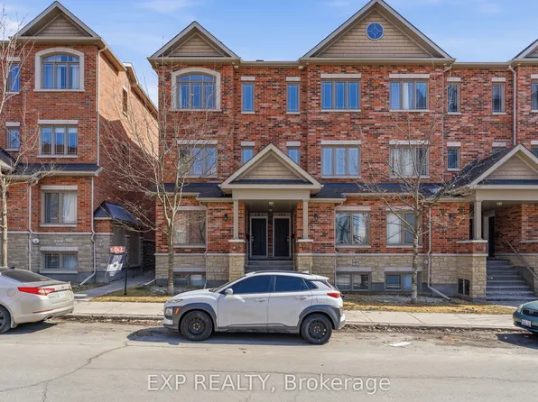 462 Leboutillier Ave, Ottawa, ON K1K 2V7