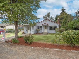 832 SW 142nd St, Burien, WA 98166