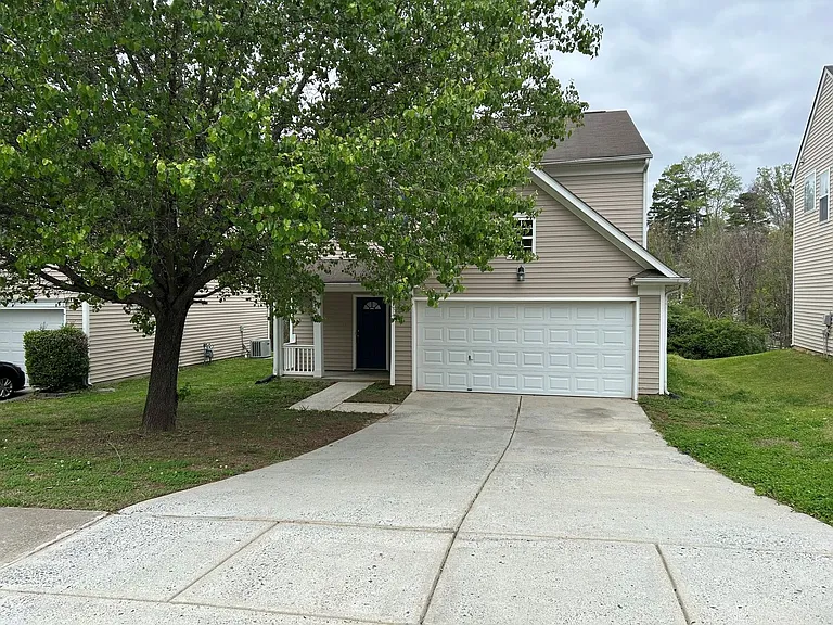 2807 Forest Grove Ct — Photo 1