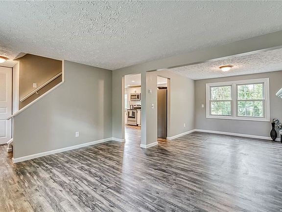 5th image of 1620 Flaxen Dr