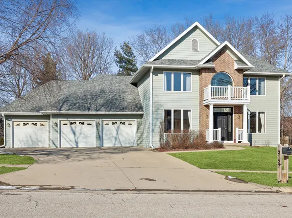 3127 Greenwood Rd, Ames, IA 50014