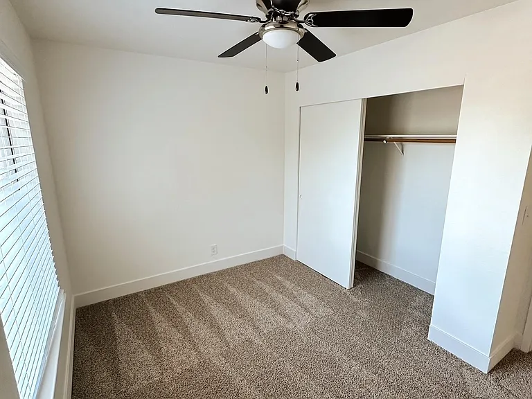 Parkview Apartments — Photo 9