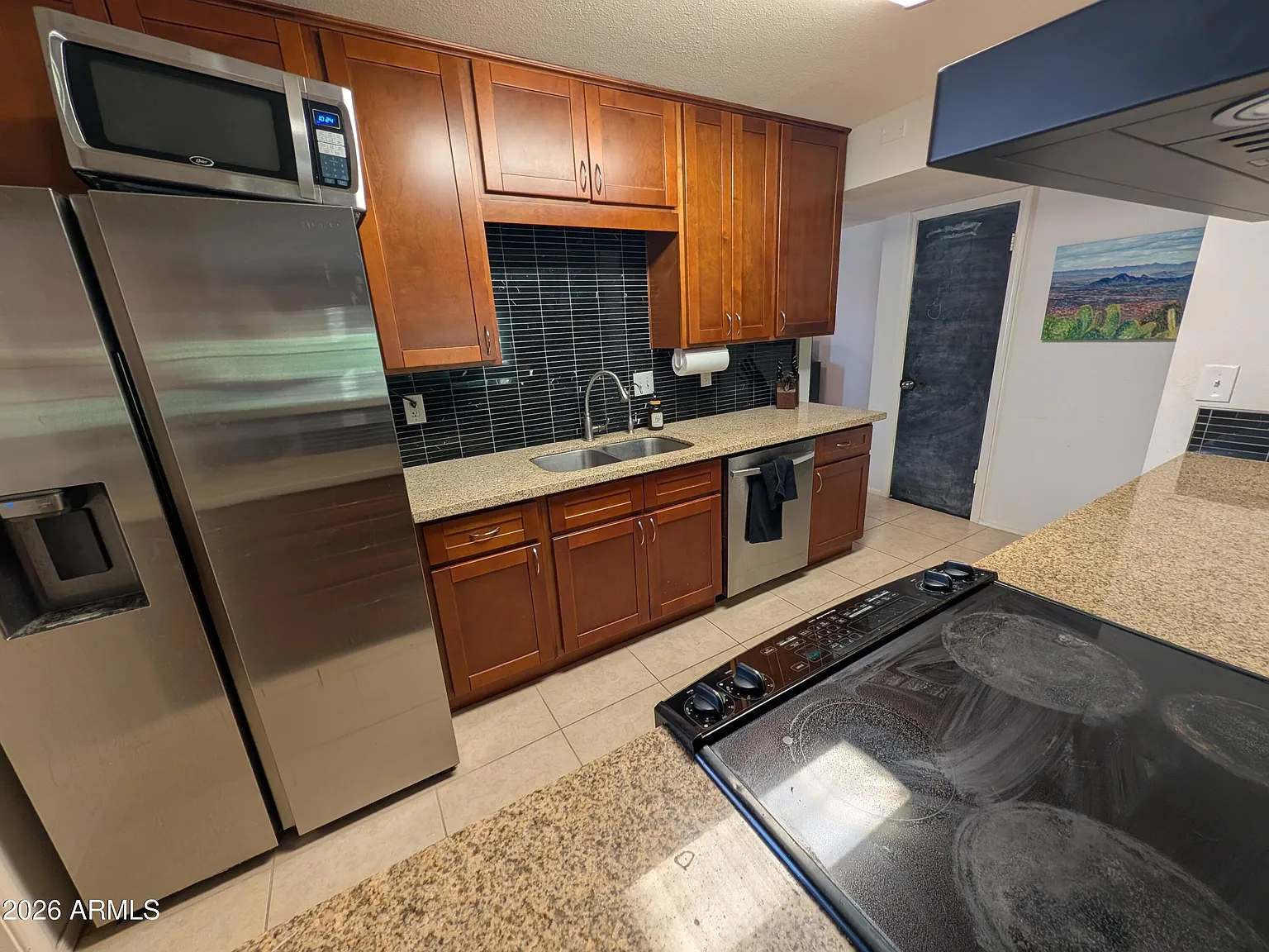 3 bed, 1648 sqft, $2,350 — Photo 2