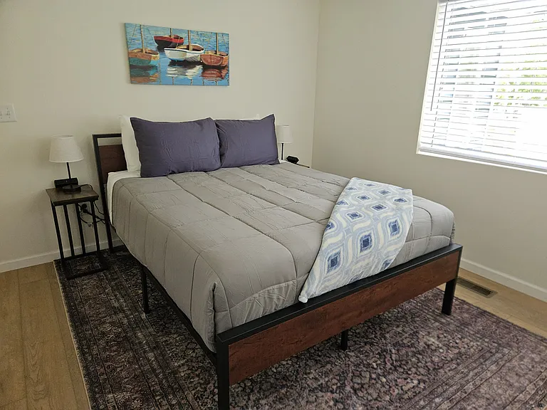 Bedroom #3 - Queen bed