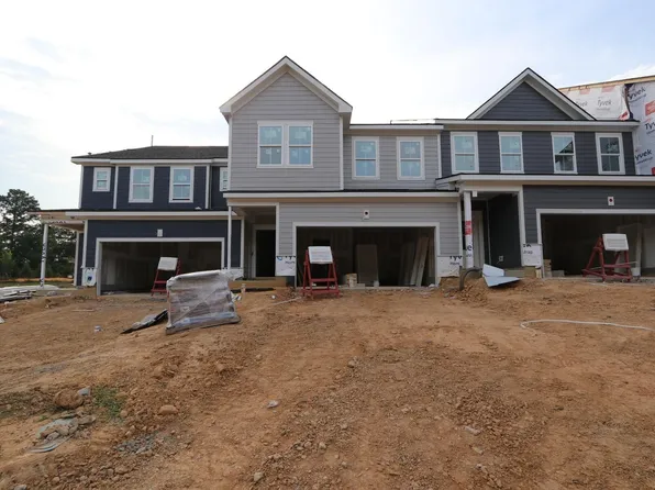 2916 Walden Rd, Apex, NC 27502