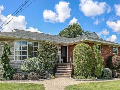 17 Alpine Ct, Englewood Cliffs, NJ, 07632