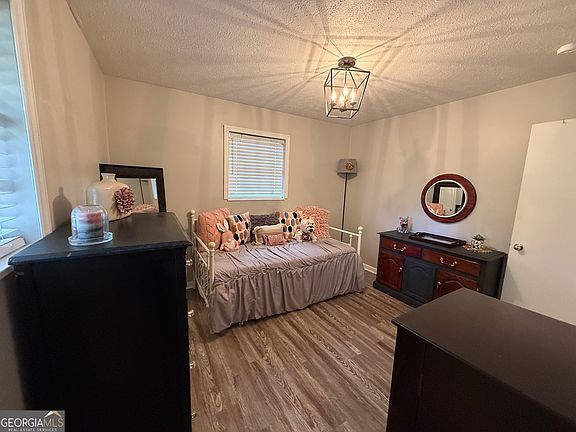 5th image of 1509 E 20th Ave