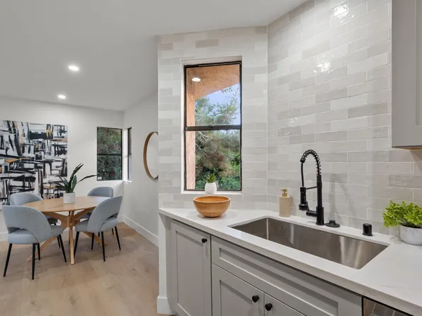 8326 Via Sonoma Unit 66, La Jolla, CA 92037