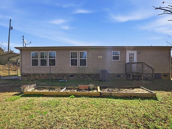 5th image of 230 Buzzard Roost Rd