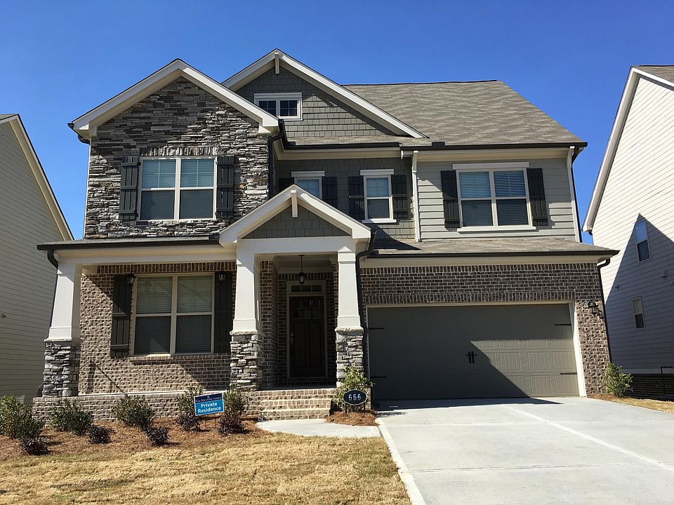 FRONT OF THE HOUSE