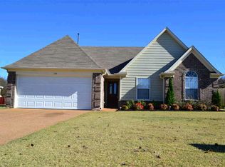 100 Greer Ln, Oakland, TN 38060