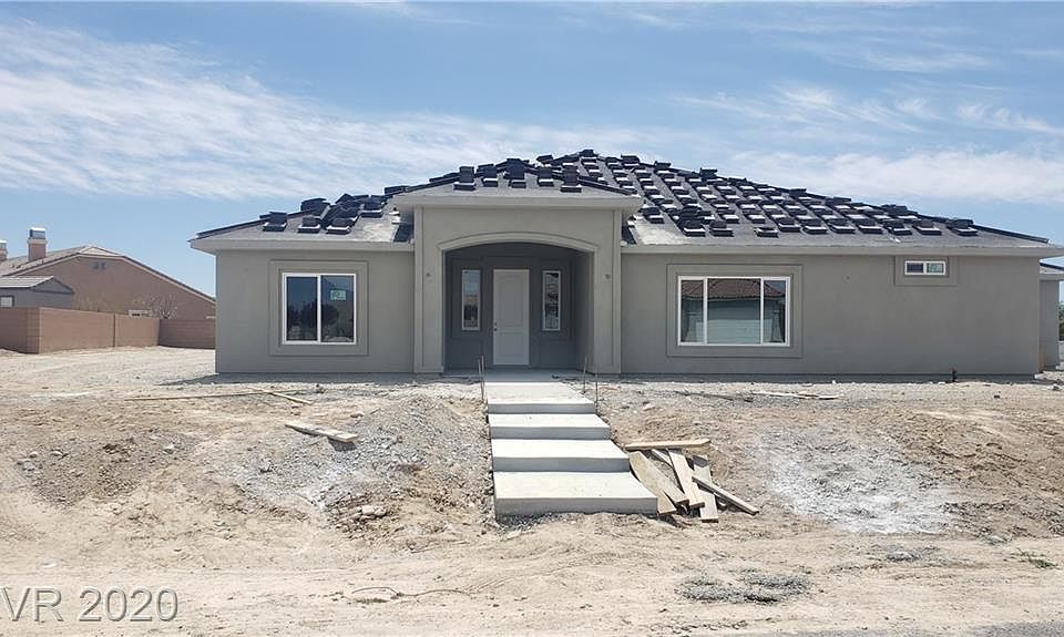 1st image of 4681 Parkwood Dr