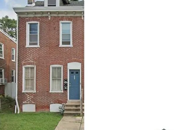 911 W 8th St #A, Chester, PA 19013