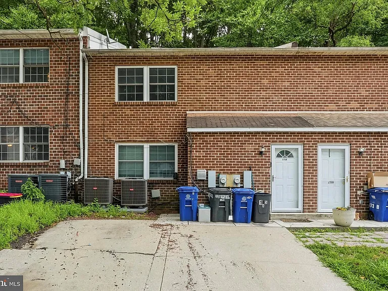 175 Parker Ave #B — Photo 2