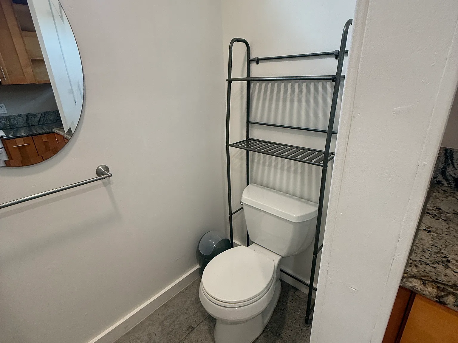 Studio, 180 sqft, $1,800 — Photo 3