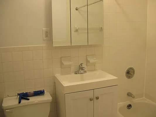 Rented by Roseann Lettieri Realty | media 22