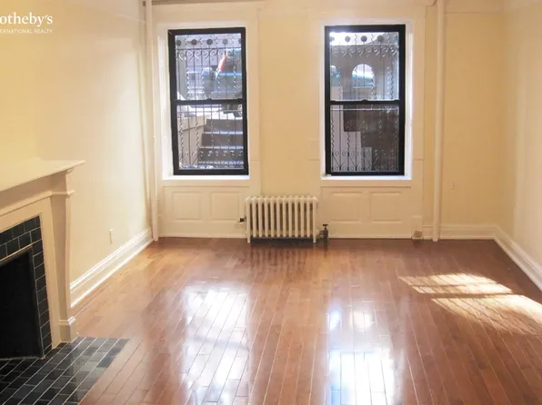 10 West 90th Street image 1 of 3