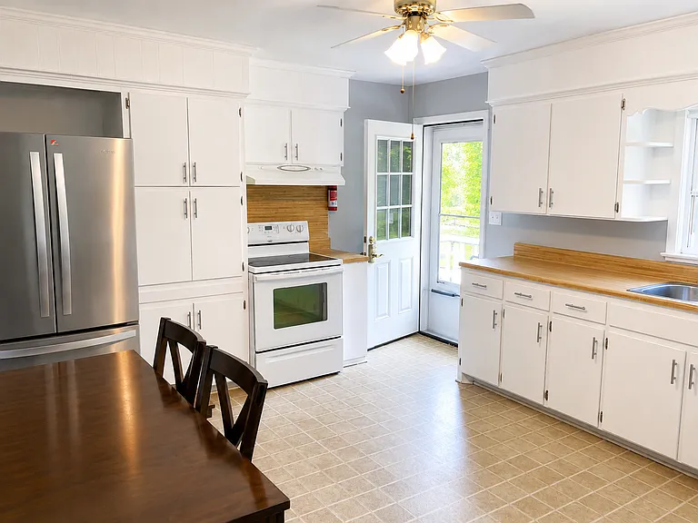 311 Reynolds St — Photo 4