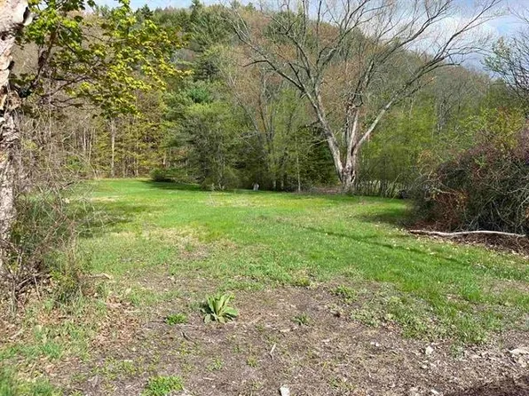 95 Old Church Road, Claremont, NH 03743