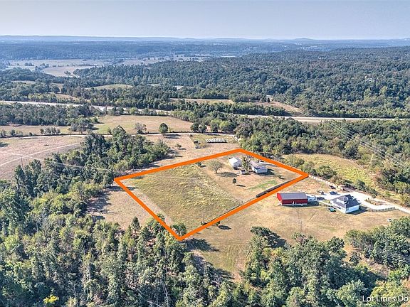 2nd image of 19424 Shinn Springs Rd