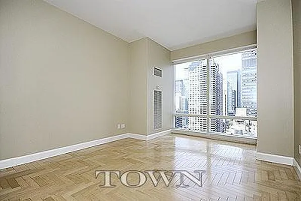 Rented by Town Residential | media 18