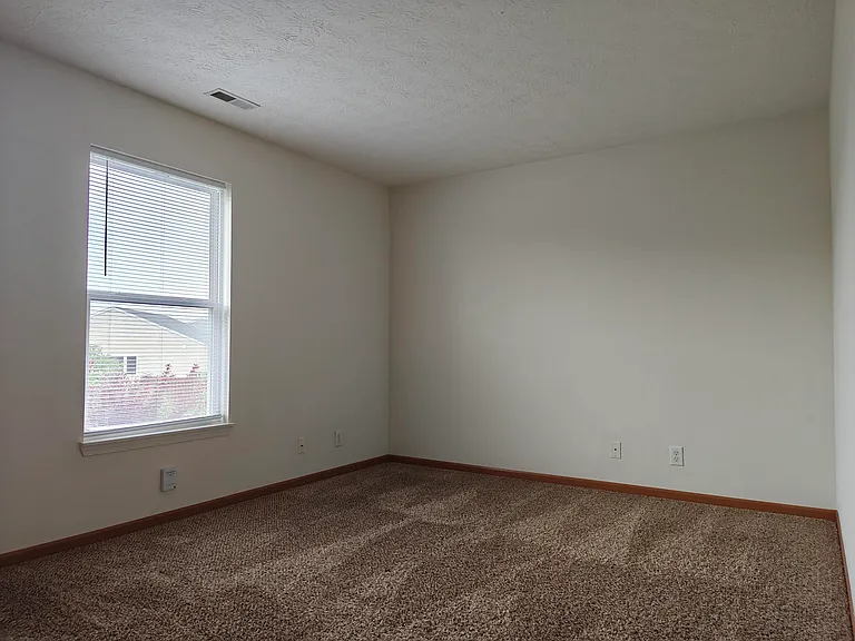 3063 Goddard Ct — Photo 11