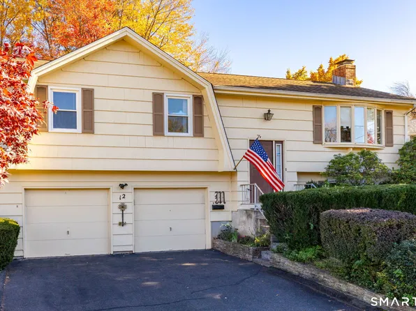 12 Nathan Hale Drive, Newington, CT 06111