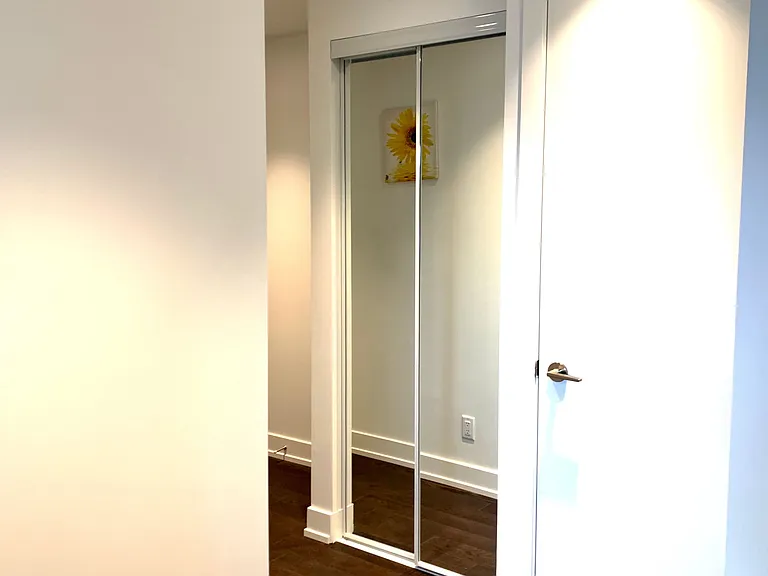 7 Grenville St #1810 — Photo 19