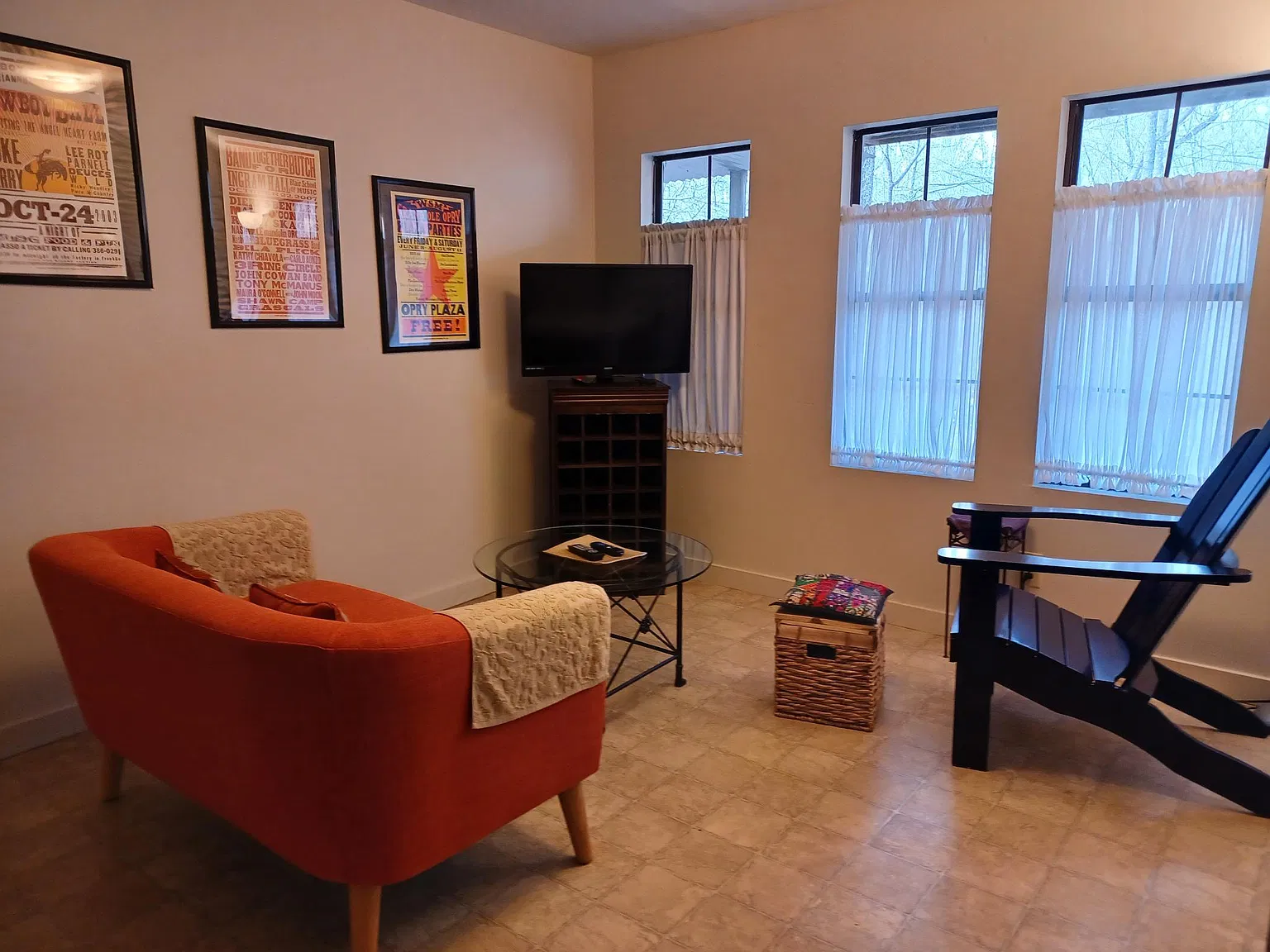 1 bed, 750 sqft, $1,500 — Photo 3