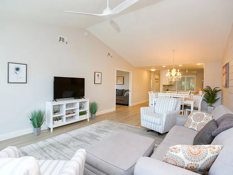 5733 Deauville Cir #G308 — Photo 22