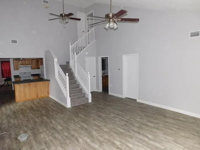 4 bed, 1743 sqft, $2,250 — Photo 2