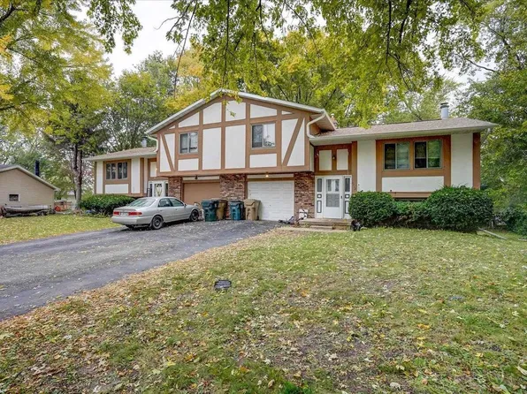 3710 Sunbrook Rd, Madison, WI 53704